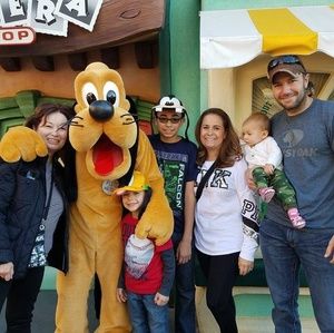 Meet your Posher, Gloria